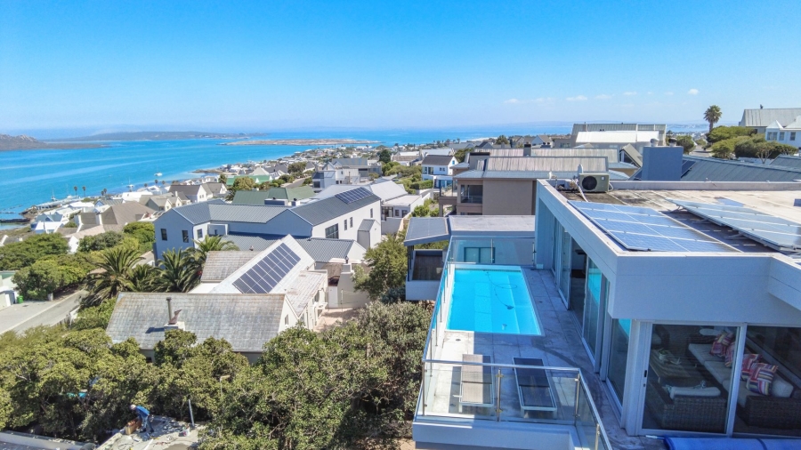 6 Bedroom Property for Sale in Myburgh Park Western Cape